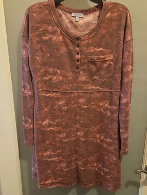 Ocean+Coast rose-mauve tie-dye waffle henley tunic